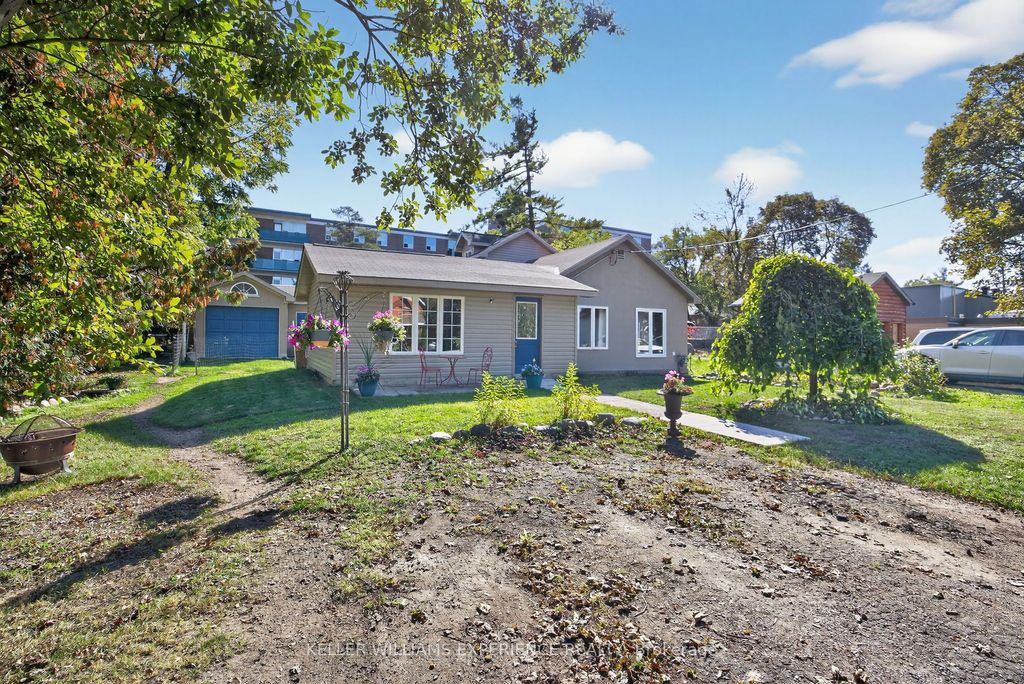 Photo of 116 BURTON Avenue, Barrie, ON L4N 2R8 (MLS # S12436152)