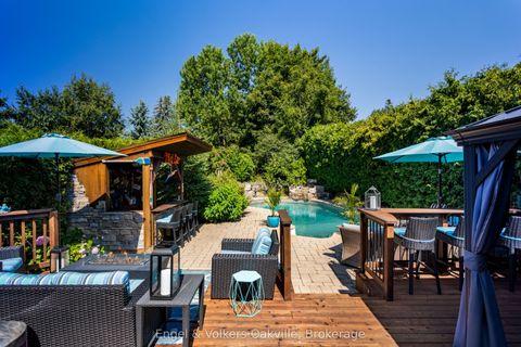 1181 Grange Road Oakville ON L6H 1P8