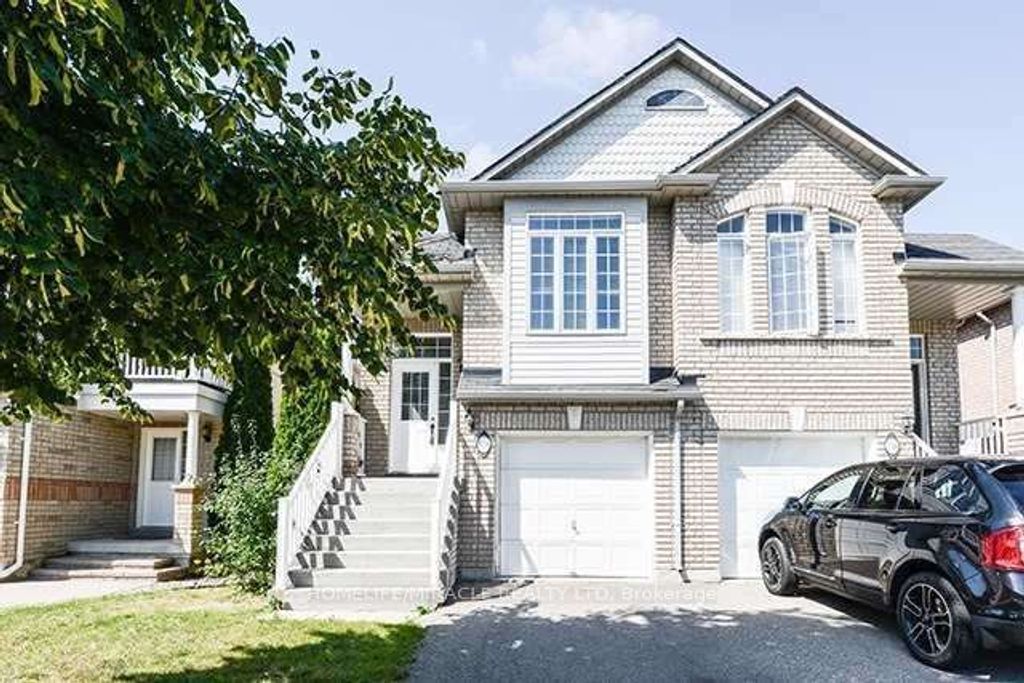 Photo of 120 River Rock Crescent, Brampton, ON L7A 2W4 (MLS # W12421619)