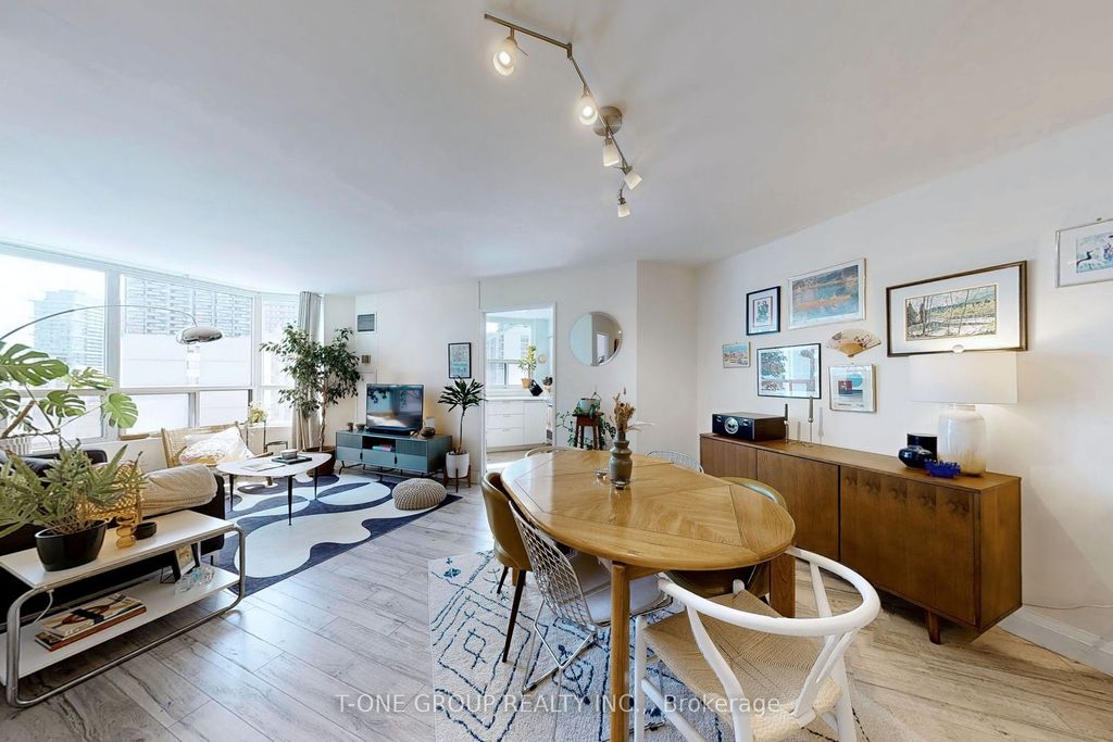 Photo of 25 Maitland Street #1212, Toronto, ON M4Y 2W1 (MLS # C12668134)