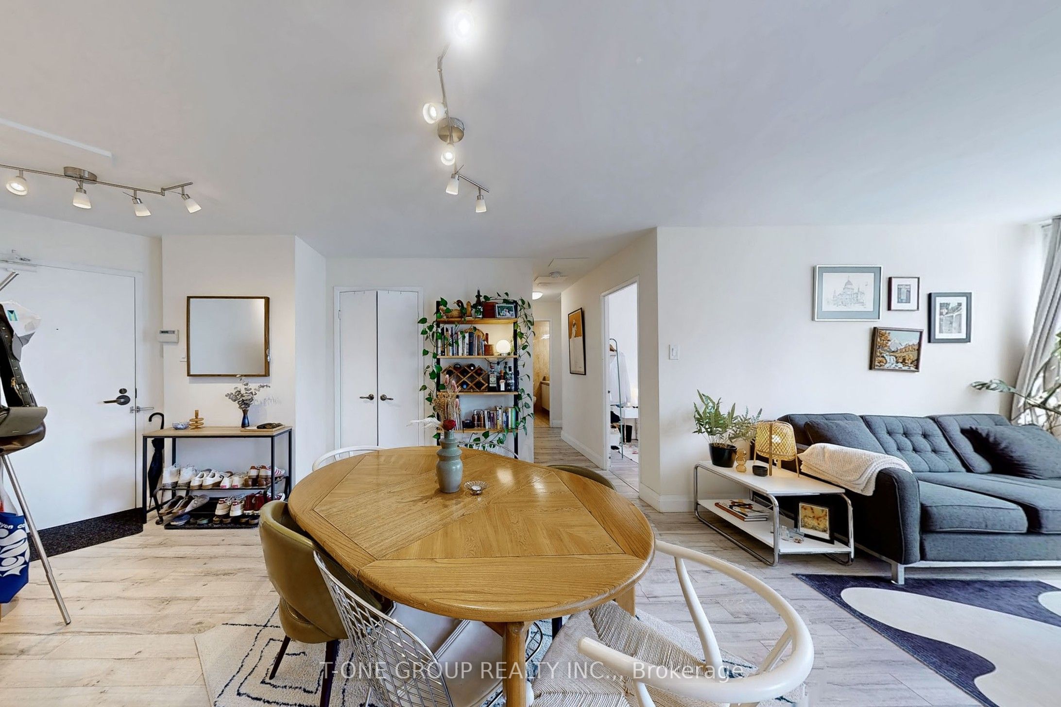 25 Maitland Street 1212