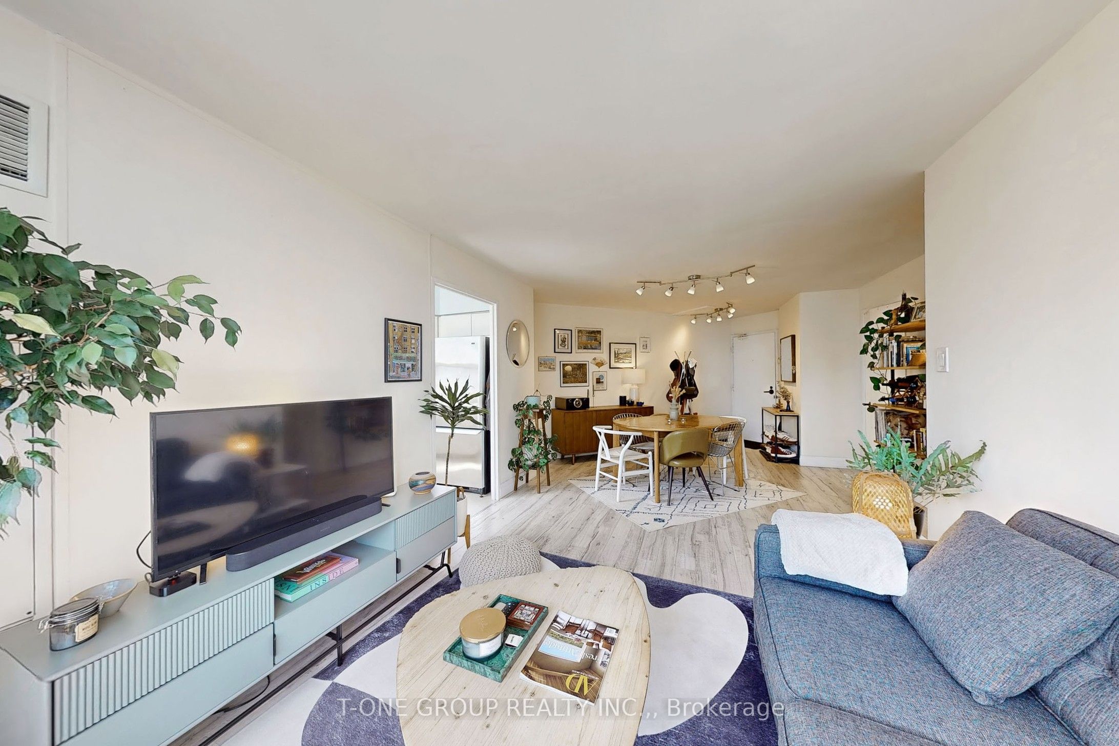 25 Maitland Street 1212