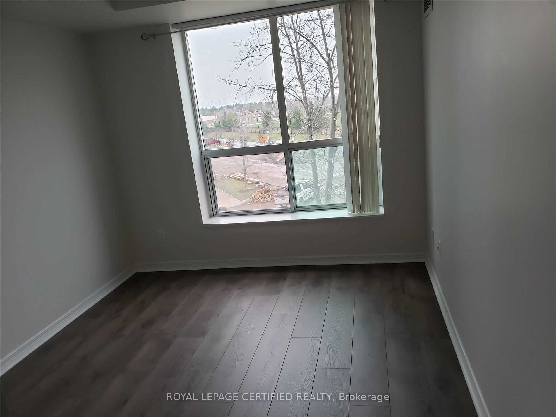 4889 Kimbermount Avenue 304