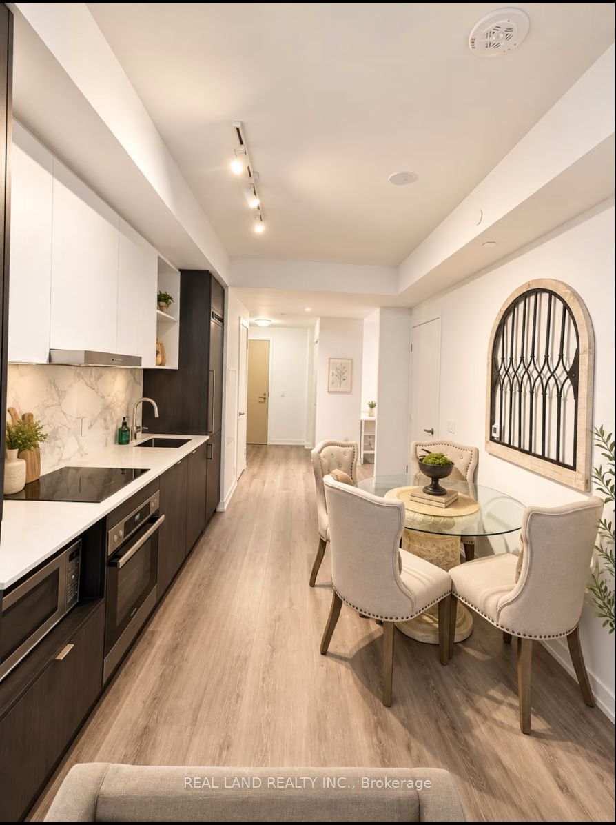 138 Downes Street 6802