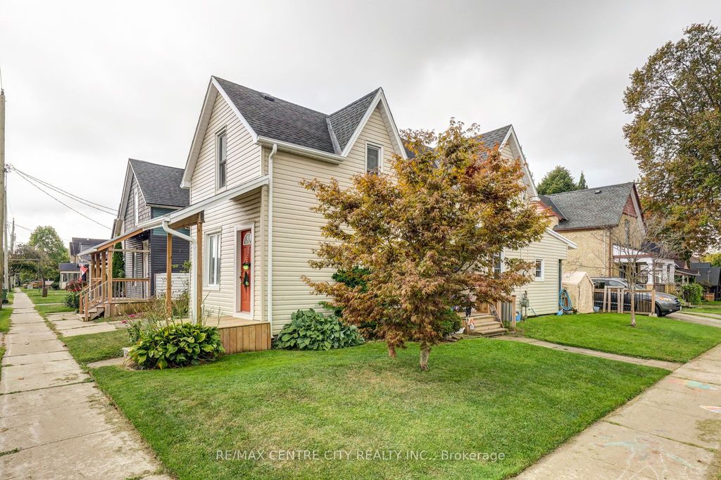 Photo of 270 Ross Street, St. Thomas, ON N5R 3Y9 (MLS # X12457992)