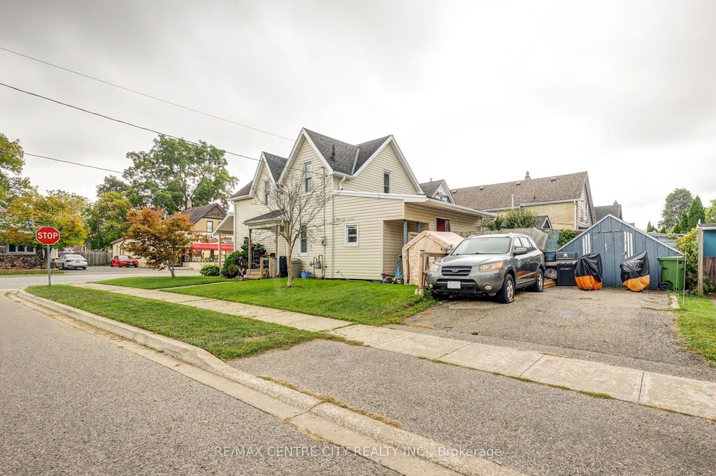 Photo of 270 Ross Street, St. Thomas, ON N5R 3Y9 (MLS # X12457992)