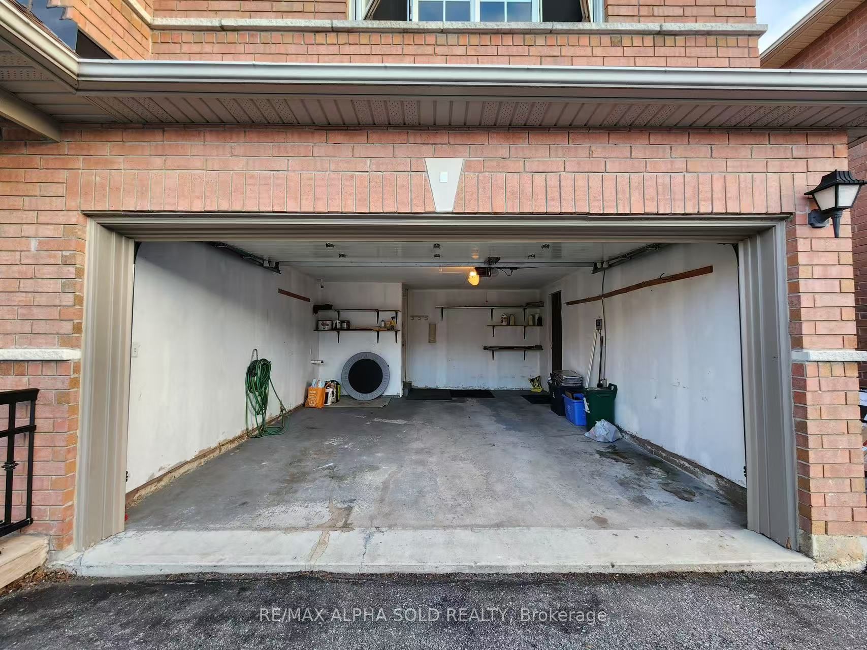 77 Westchester Crescent