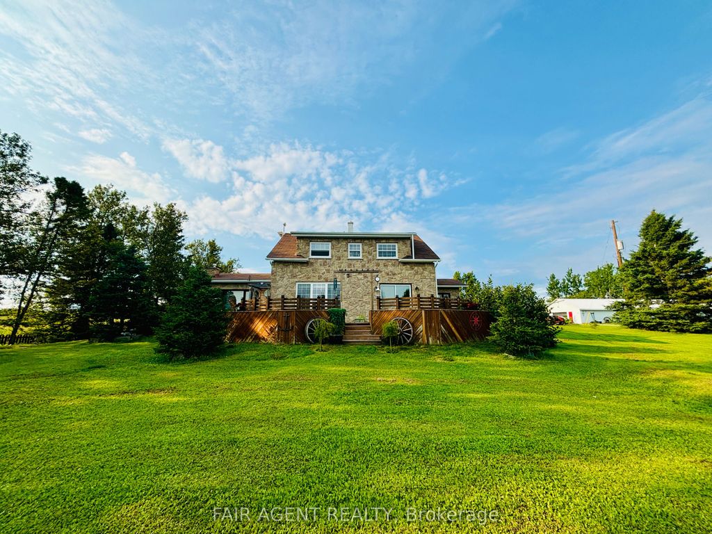 Photo of 79 STE MARIE Road, Kapuskasing, ON P0L 1V0 (MLS # T12438288)