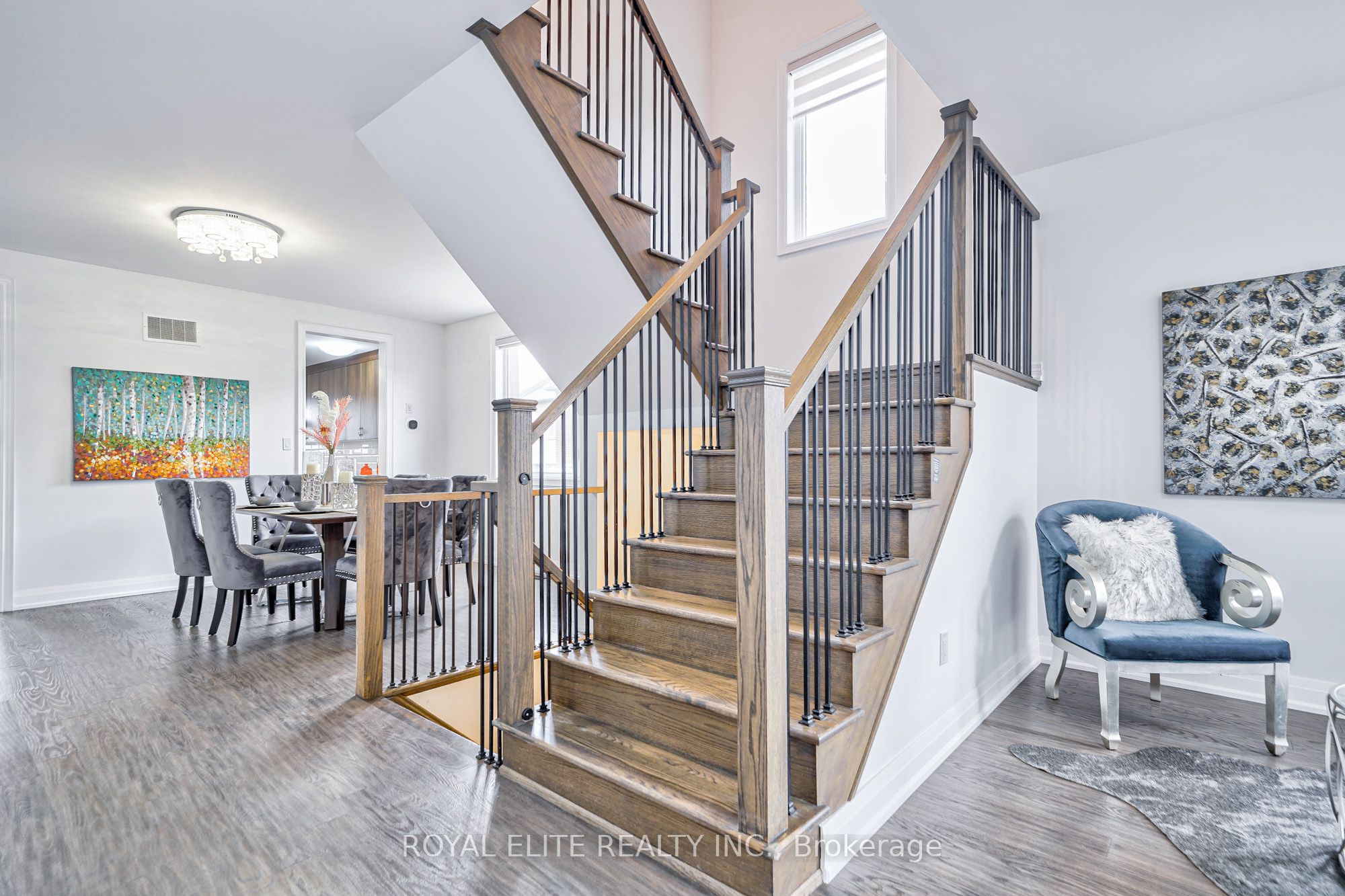 40 Conklin Crescent