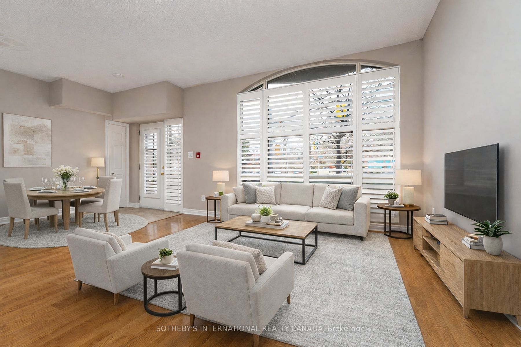 3085 Bloor Street W 108