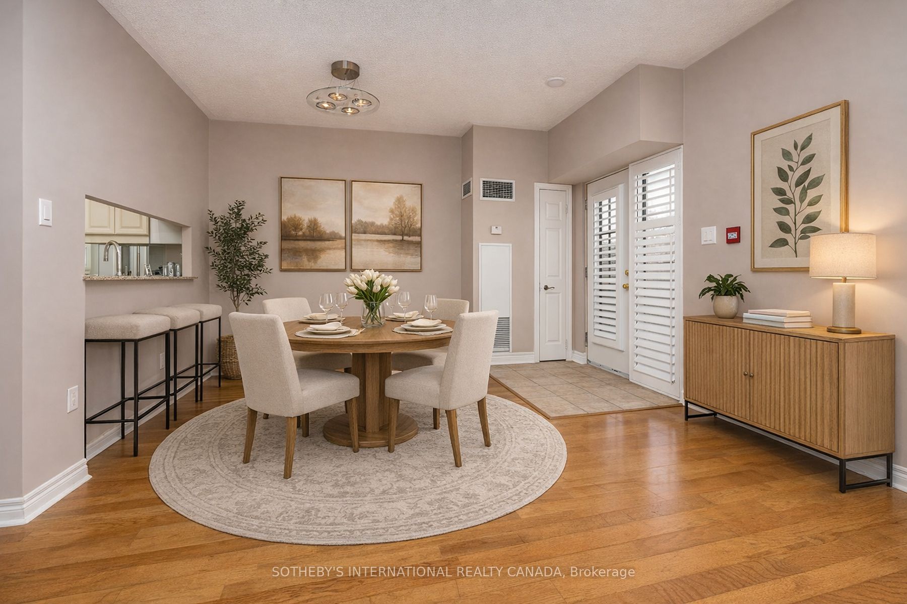 3085 Bloor Street W 108