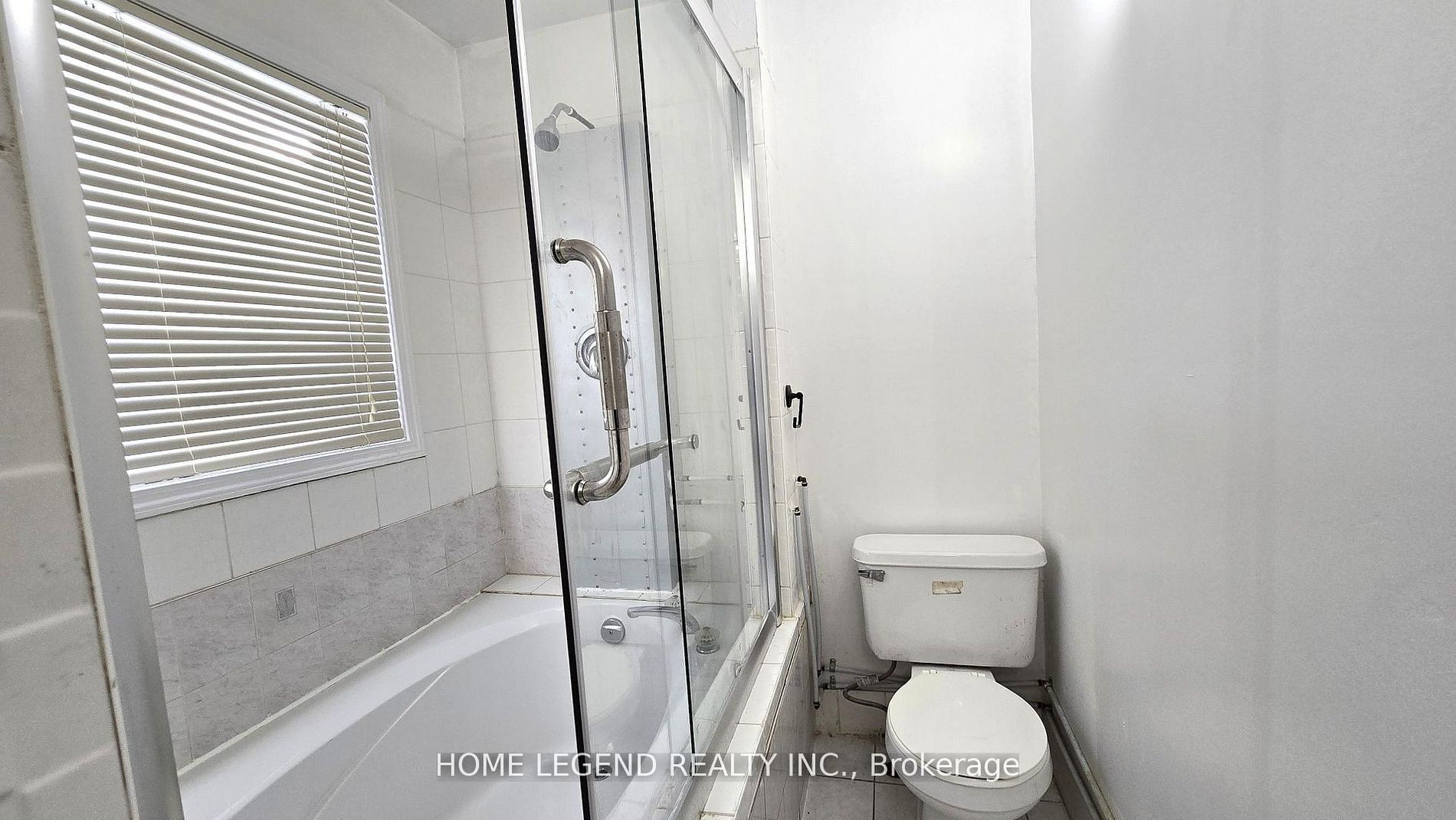 3 Merry Brook Lane 202