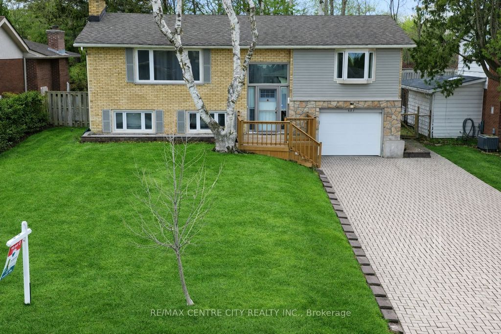 Photo of 637 Jason Crescent, London South, ON N6J 3E5 (MLS # X12857624)