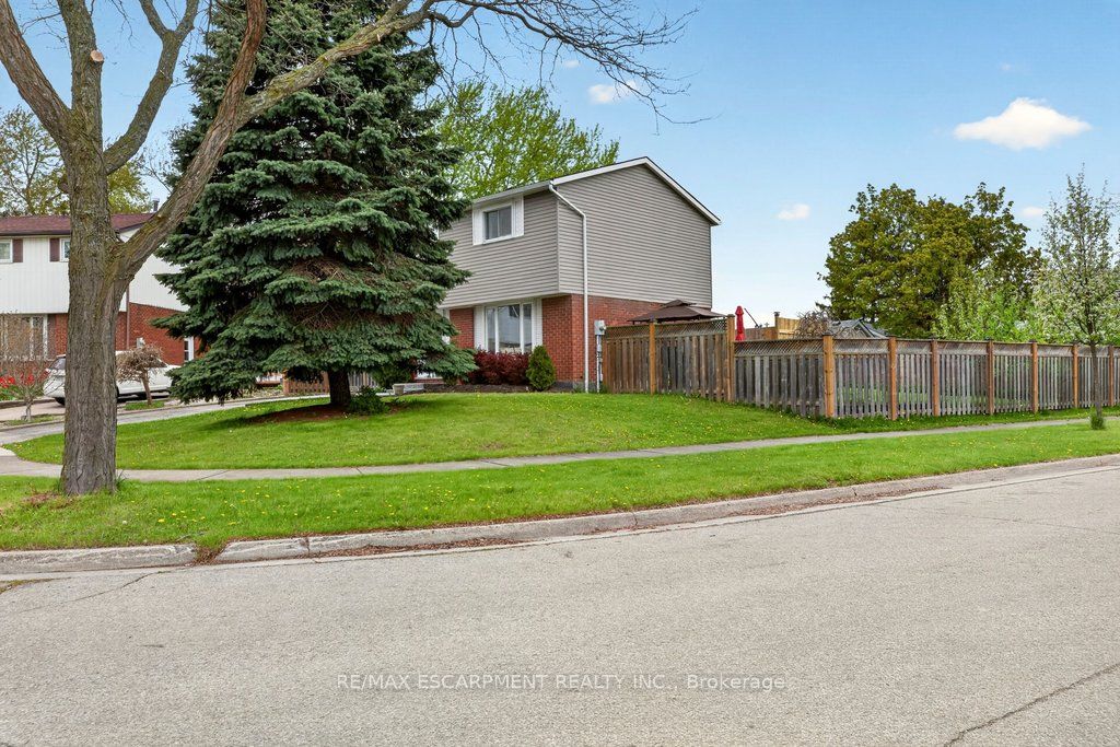 120 Chilton Drive
