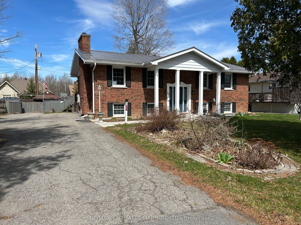 Photo of 21 Spruce Street, South Stormont, ON K0C 1M0 (MLS # X12757530)