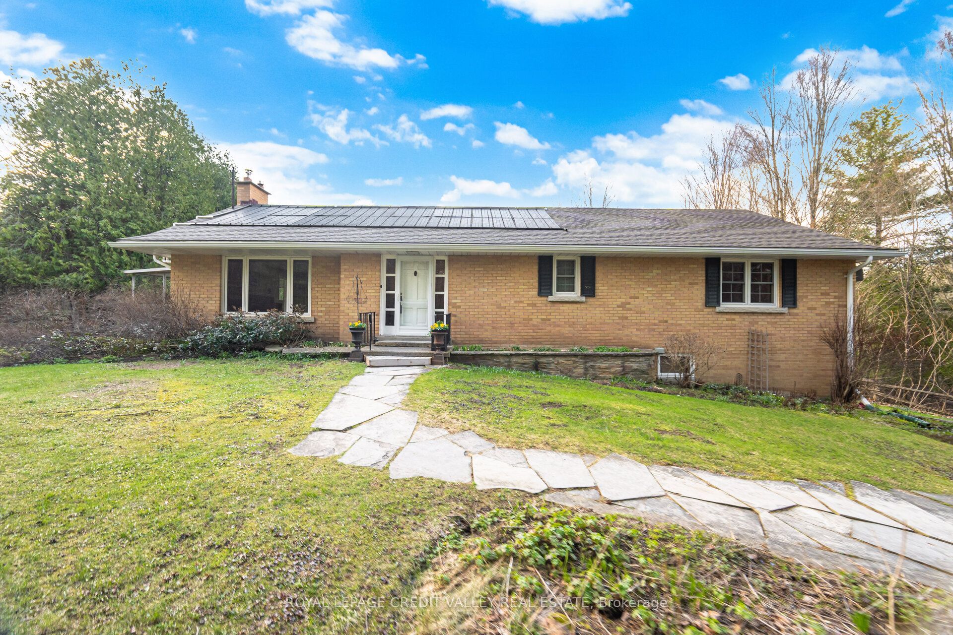 17888 Innis Lake Road