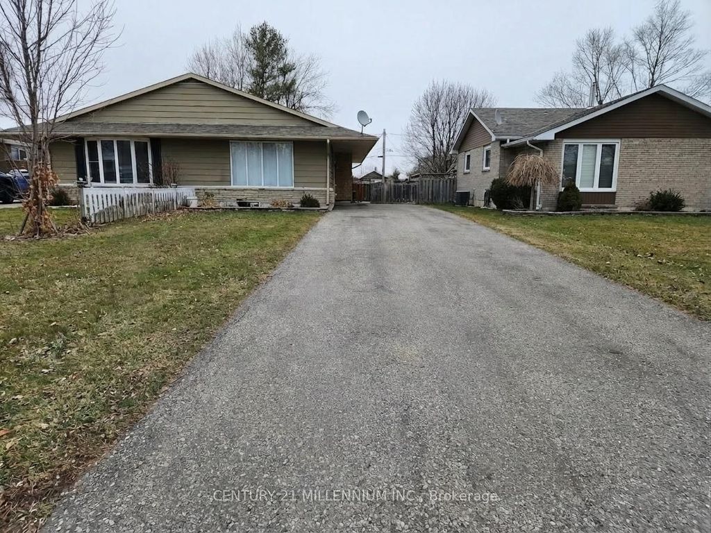Photo of 79A Dawson Road, Orangeville, ON L9W 2W4 (MLS # W12843168)