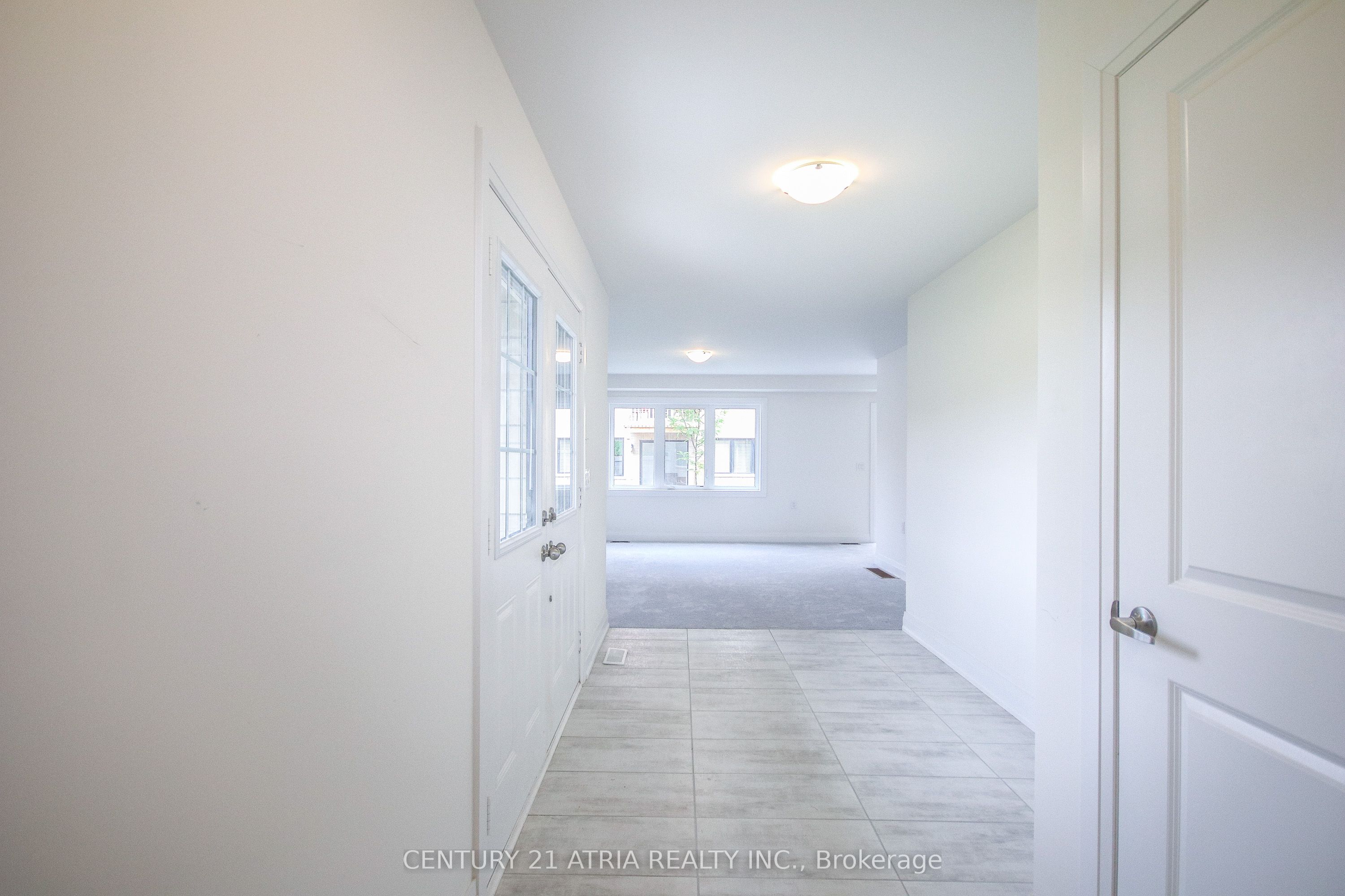 1671 Vellore Crescent