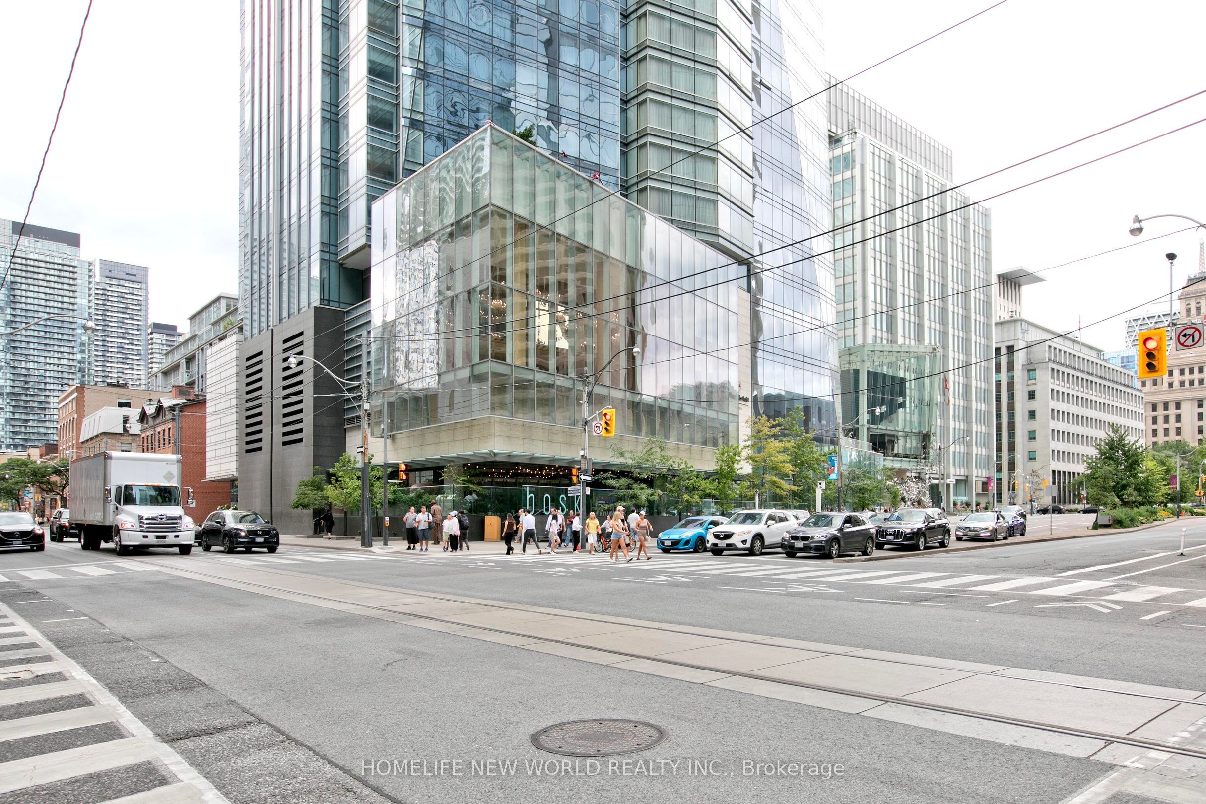 180 University Avenue 5008