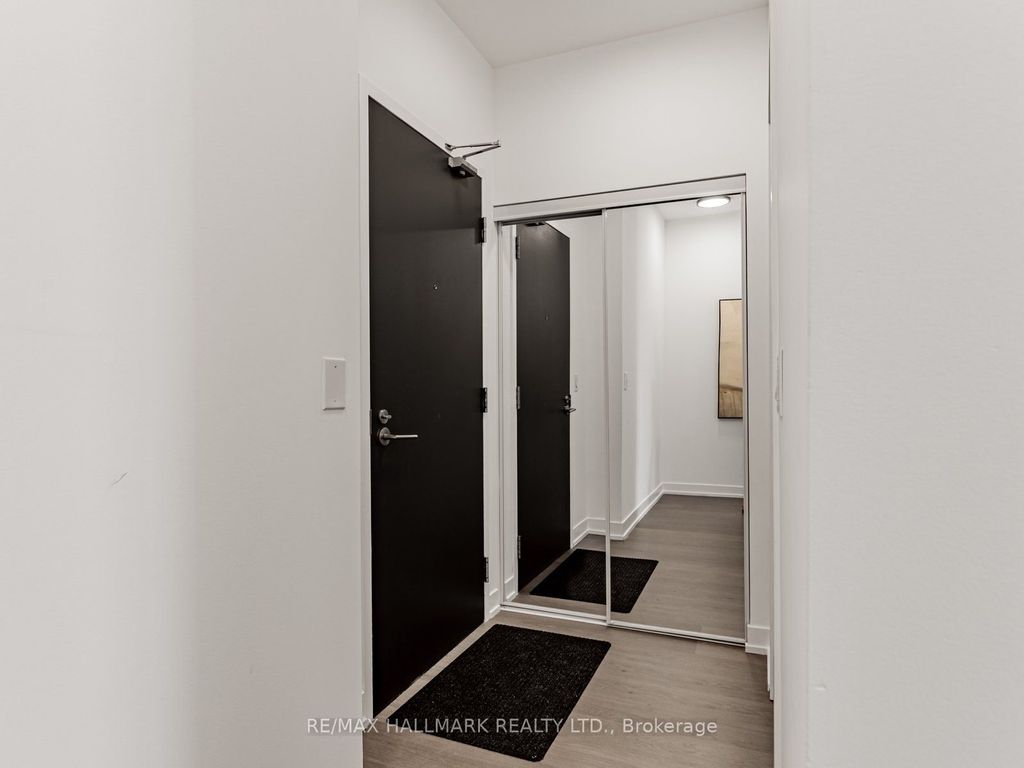 Photo of 105 George Street #1704, Toronto, ON M5A 0L4 (MLS # C12583188)