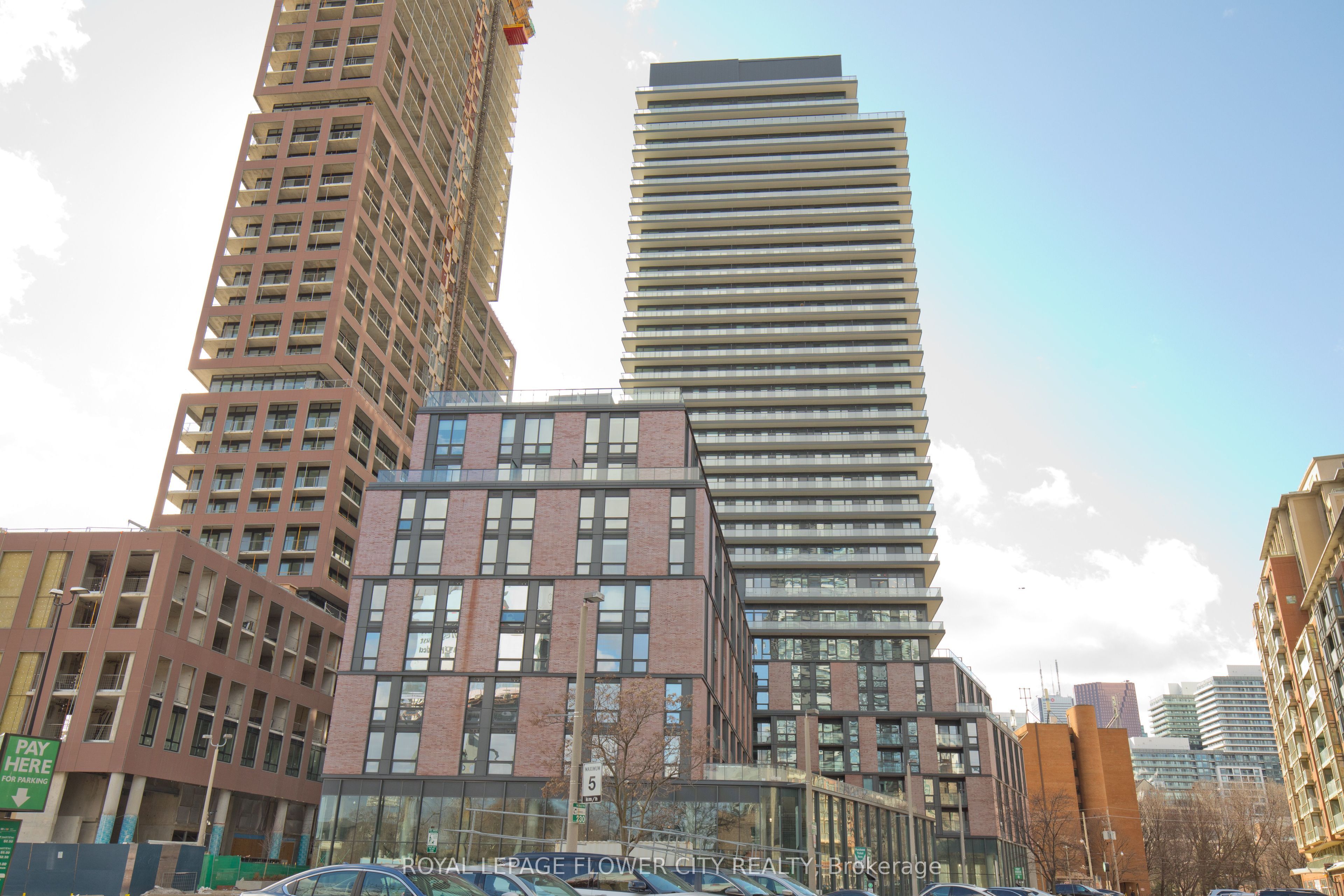 35 Parliament Street 2308