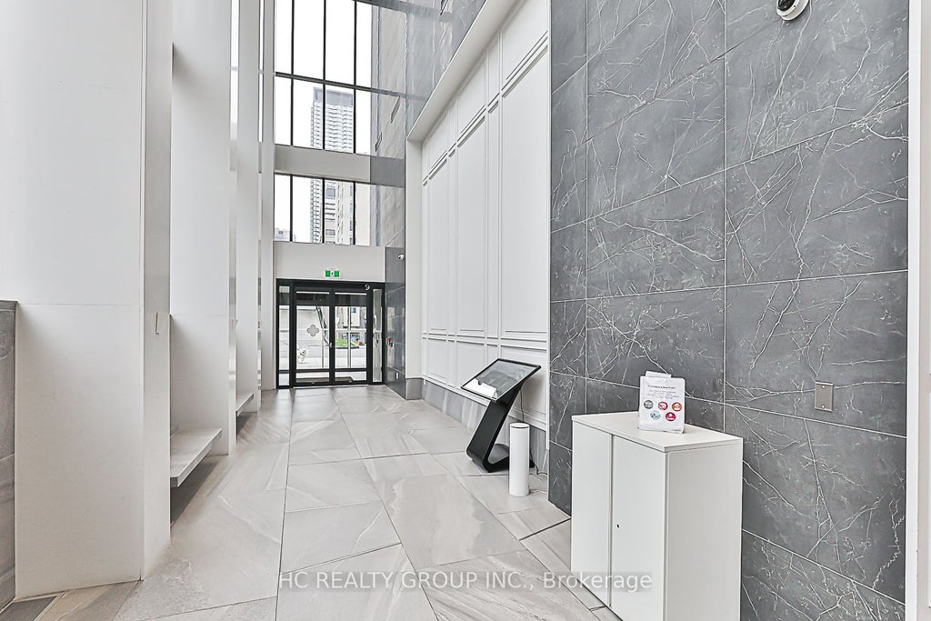 Photo of 3 Gloucester Street #3912, Toronto, ON M4Y 0C6 (MLS # C13418230)