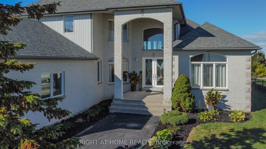 Photo of 843 County Rd 2 Road, Lakeshore, ON N0R 1A0 (MLS # X12456848)