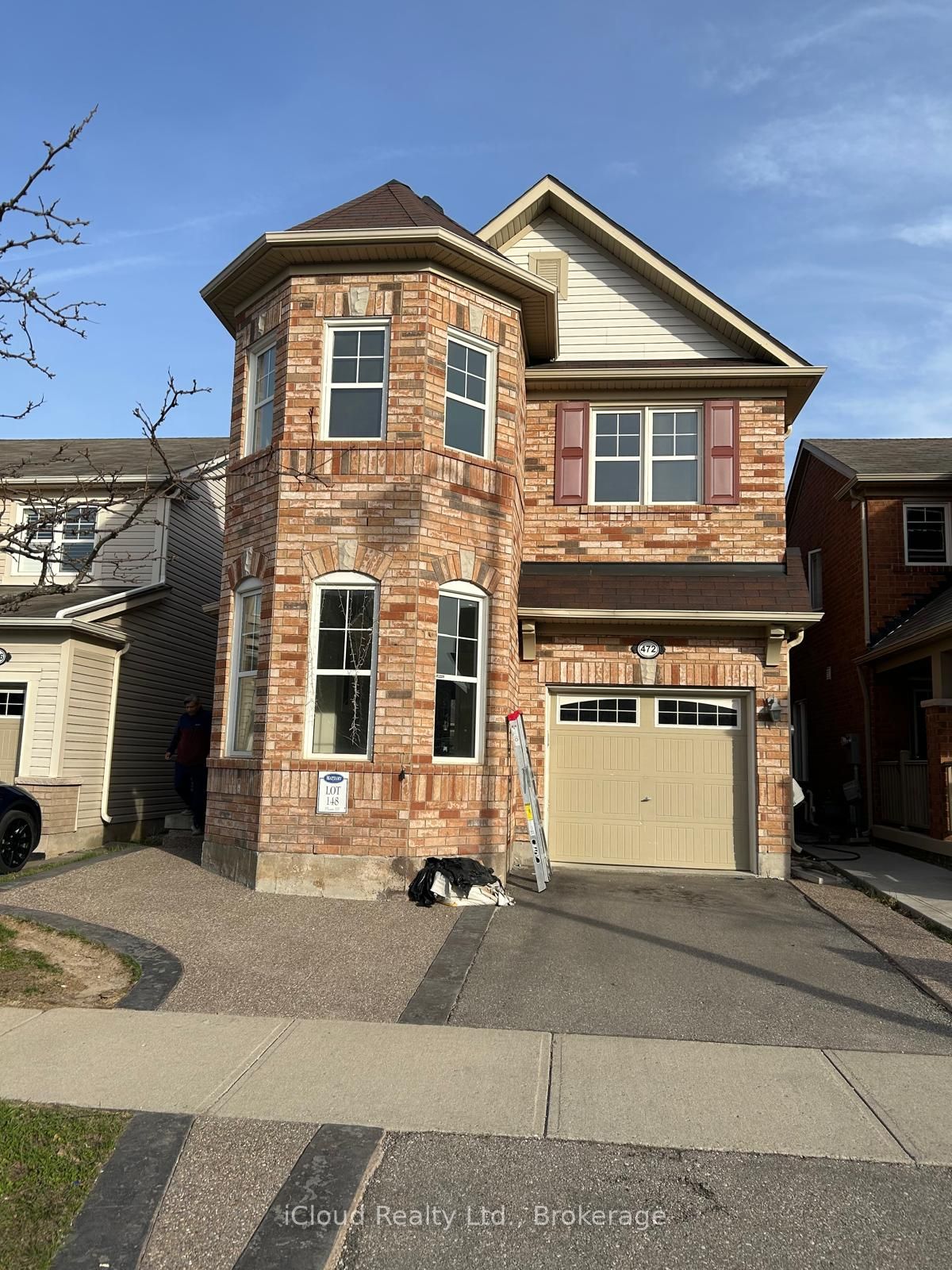 472 Carbert Crescent