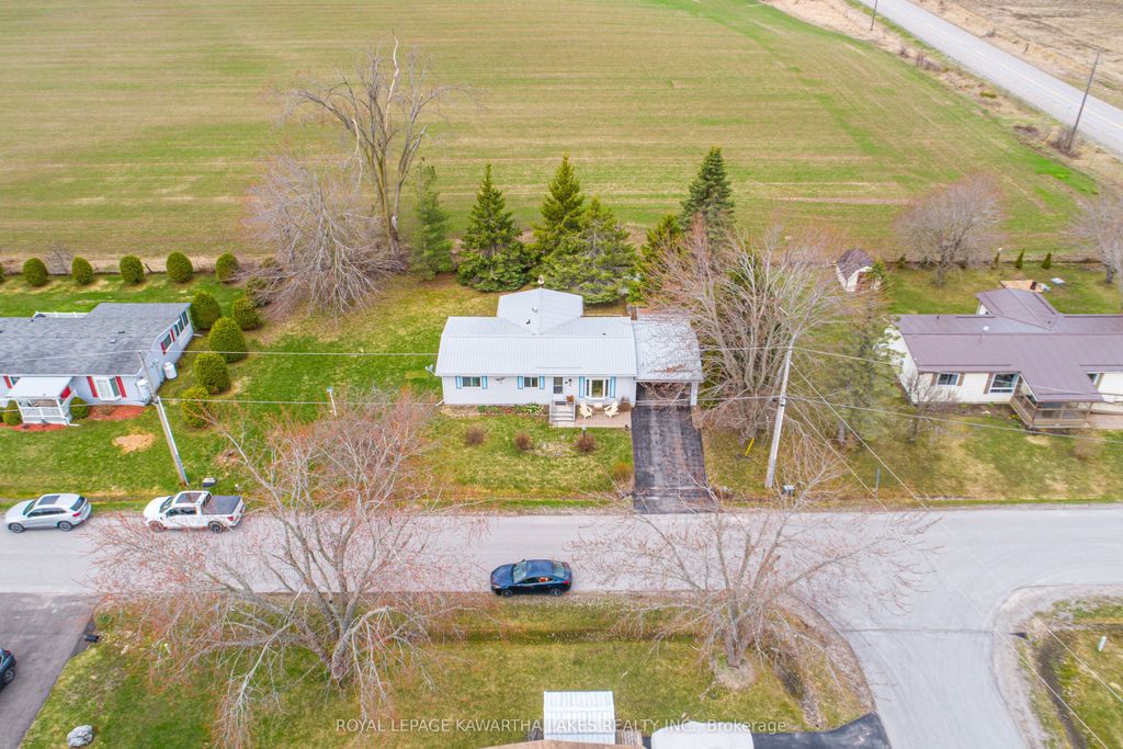 Photo of 4 Vista Drive, Kawartha Lakes, ON K9V 4R1 (MLS # X13041104)