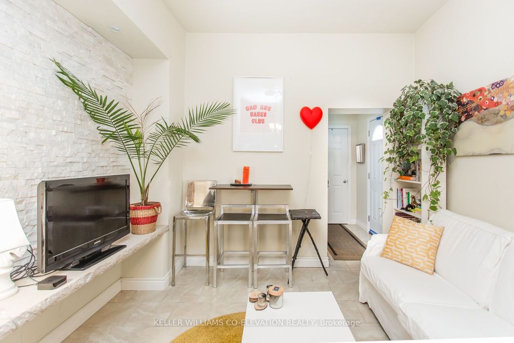 Photo of 157 Argyle Street, Toronto, ON M6J 1P2 (MLS # C12522762)