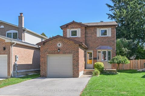 8 Oleander Crescent Brampton ON L6Z 2C2