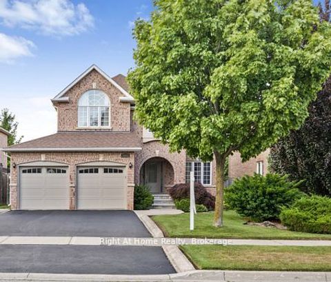 2405 Eden Valley Drive Oakville ON L6H 6K9