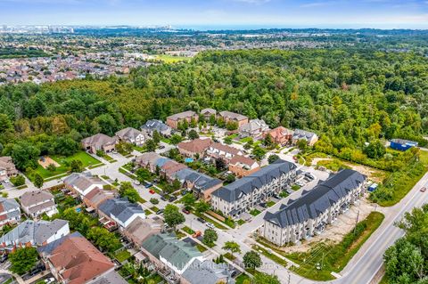 Property photo of 1802 stallion chase, pickering, ON l1v 0e7