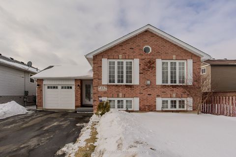 Property photo of 11 robinia lane, brantford, ON n3v 1e3