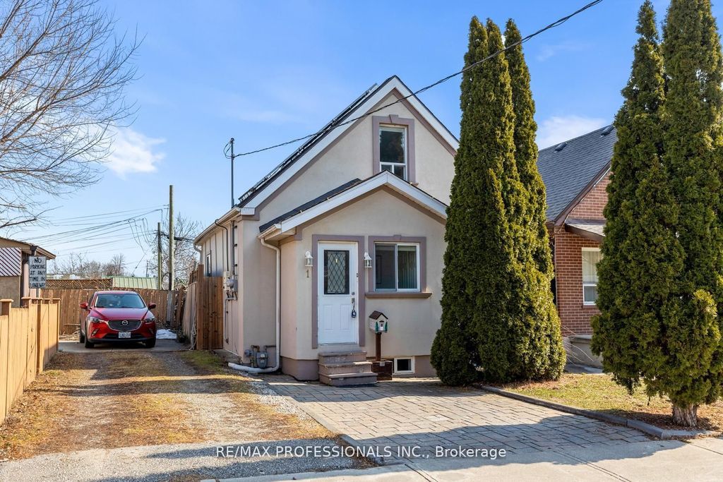 Photo of 1 Gray Avenue, Toronto, ON M6N 4S5 (MLS # W13034926)