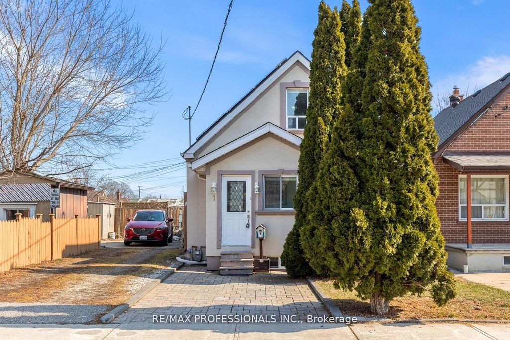 Photo of 1 Gray Avenue, Toronto, ON M6N 4S5 (MLS # W13034926)