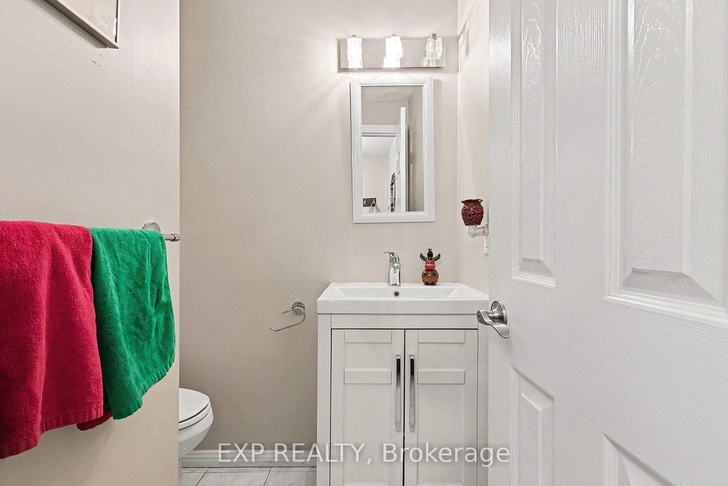 Photo of 15 Wedgewood Crescent, Blackburn Hamlet, ON K1B 4B5 (MLS # X13045366)