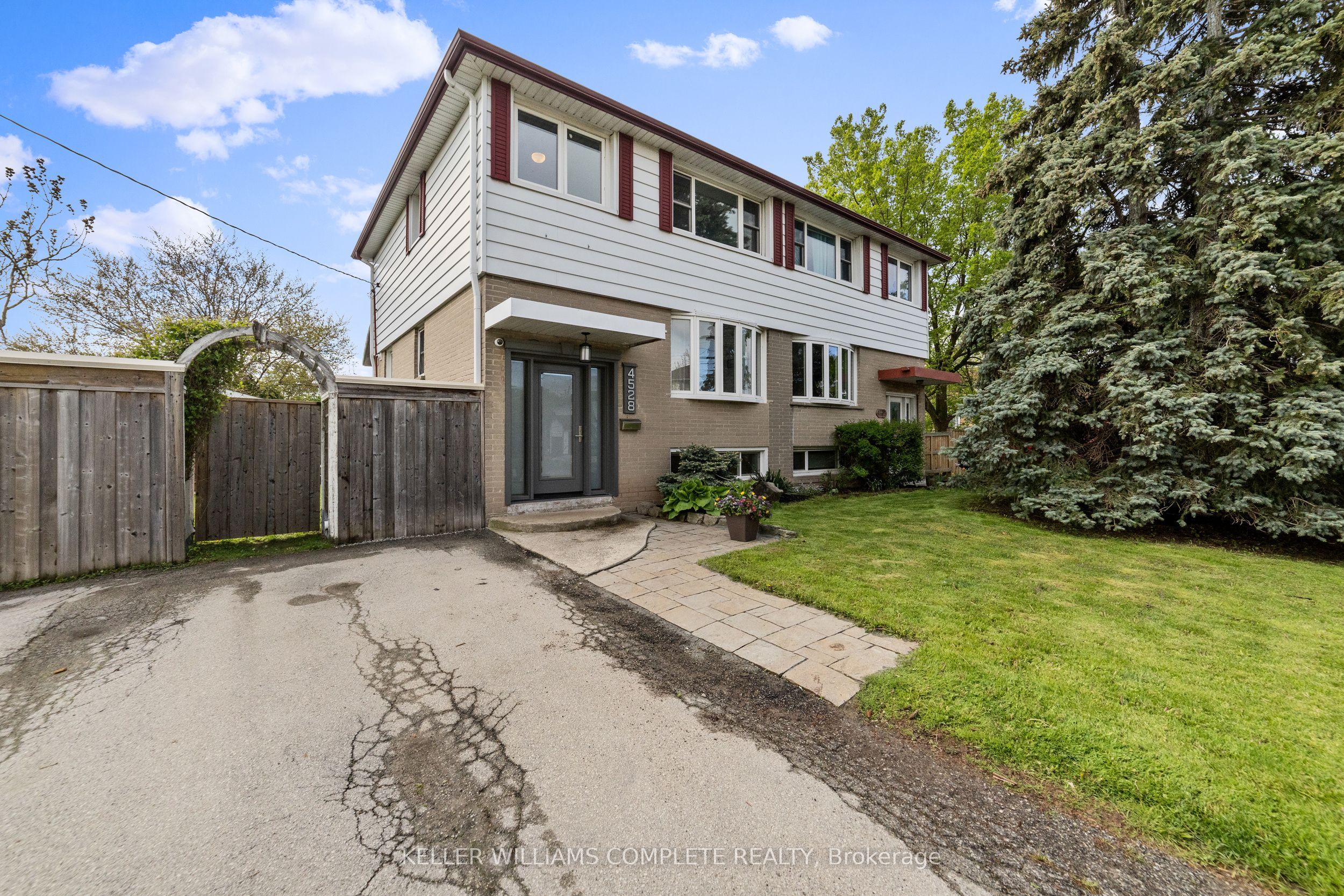 4528 Bennett Road