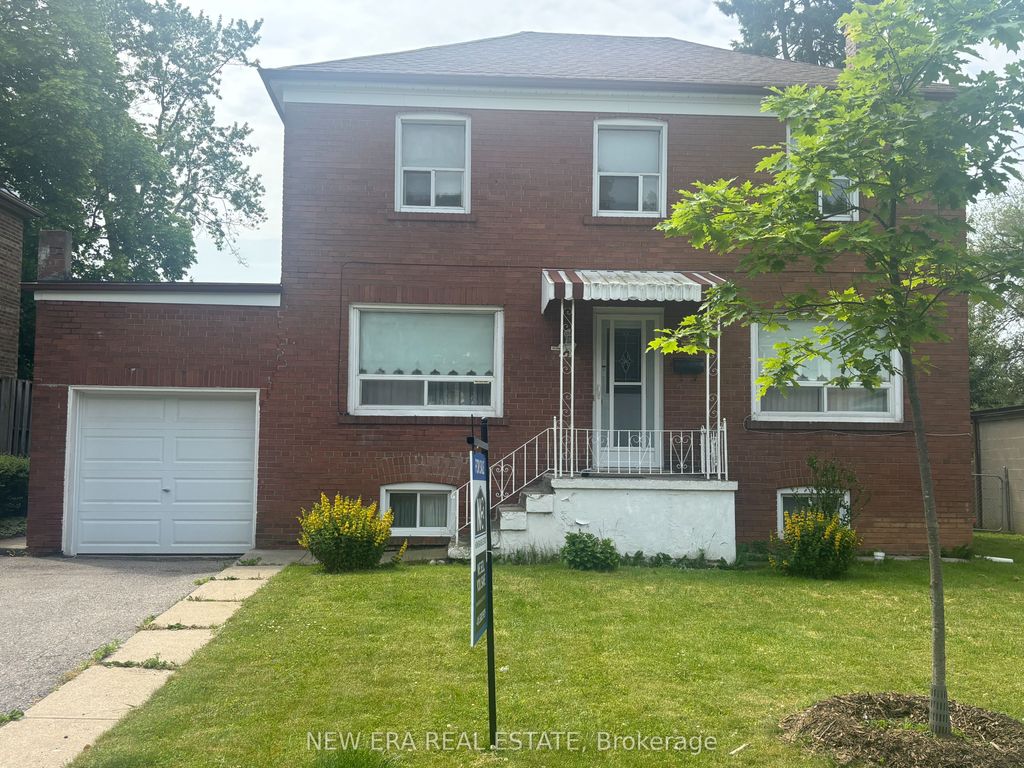 Photo of 27 Dell Park Avenue, Toronto, ON M6B 2T5 (MLS # C13001152)