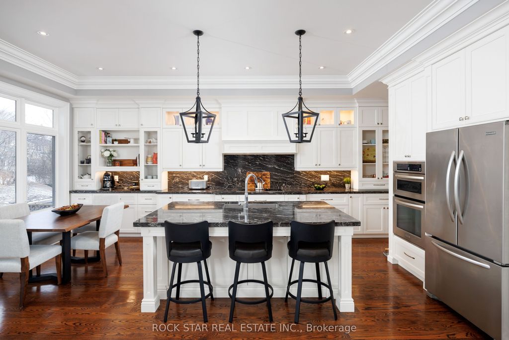 Photo of 28 HIGHLAND Road, Oakville, ON L6K 1S7 (MLS # W12821506)