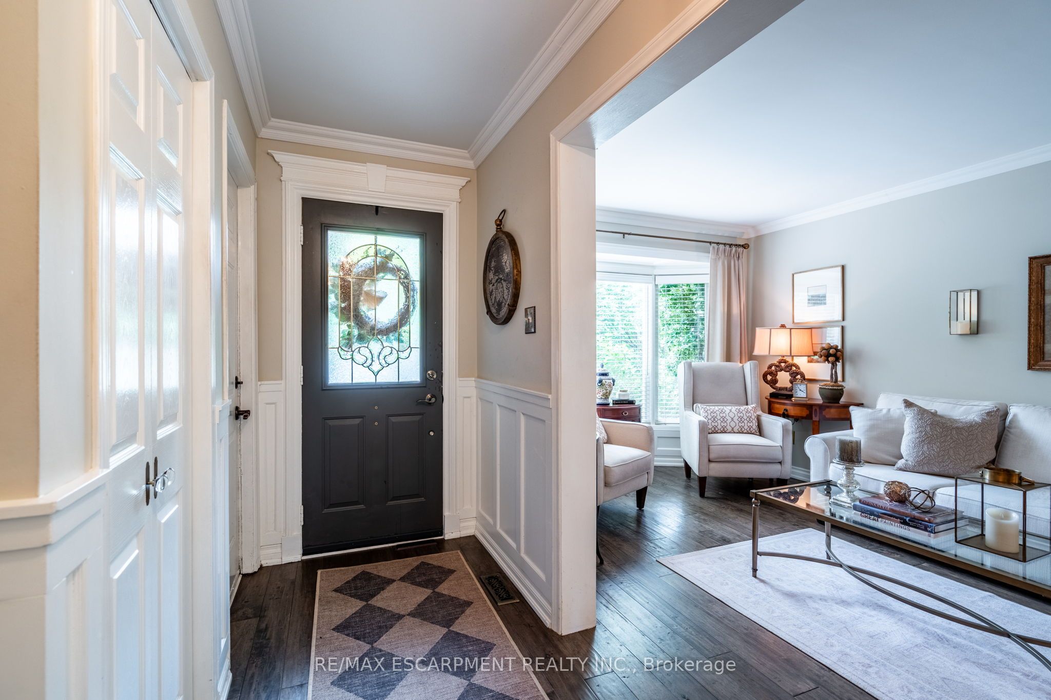 2183 Hunt Crescent