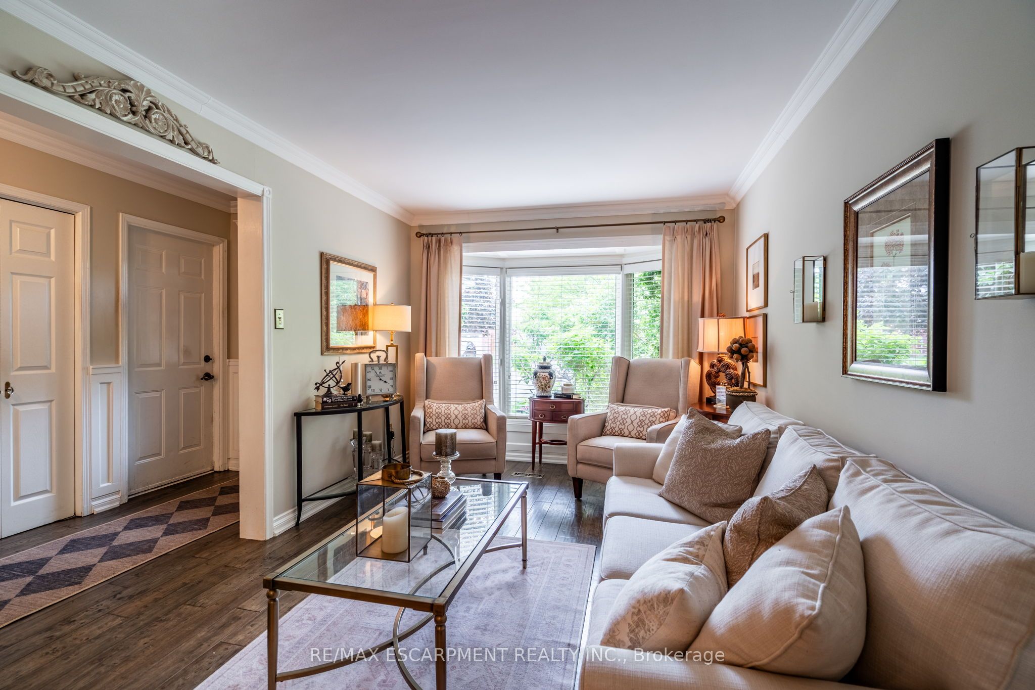 2183 Hunt Crescent