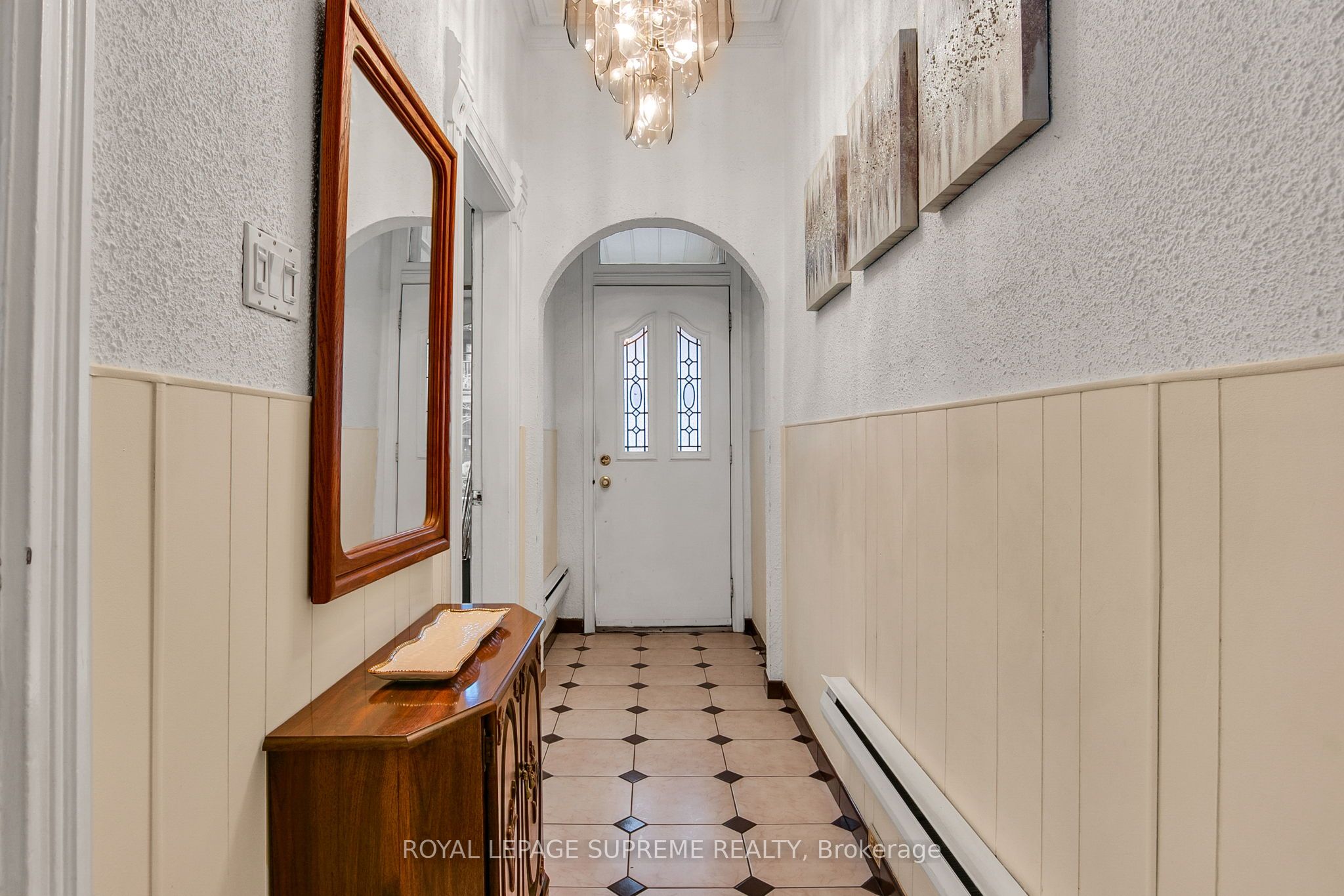 163 Beaconsfield Avenue