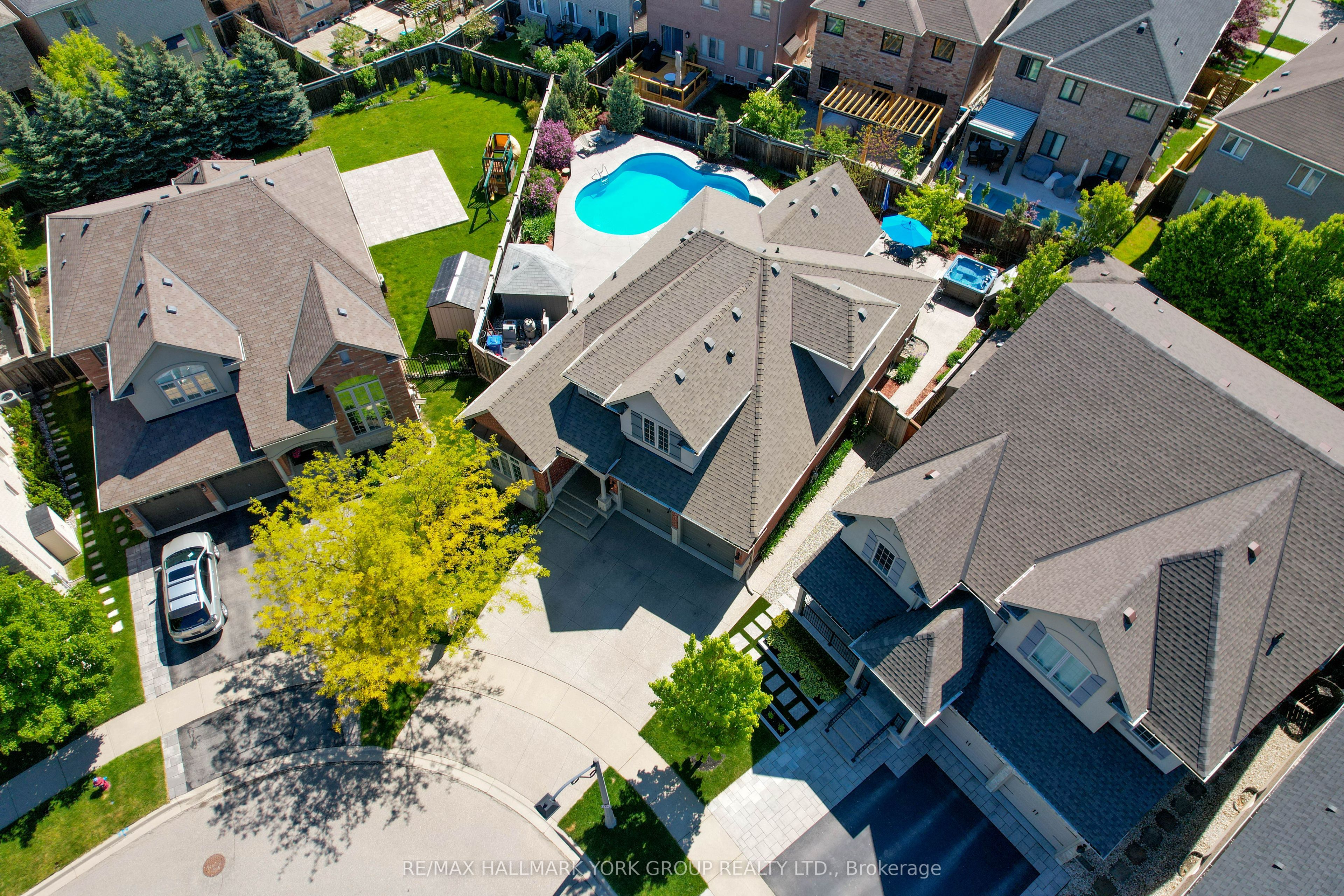 3210 Saltaire Crescent