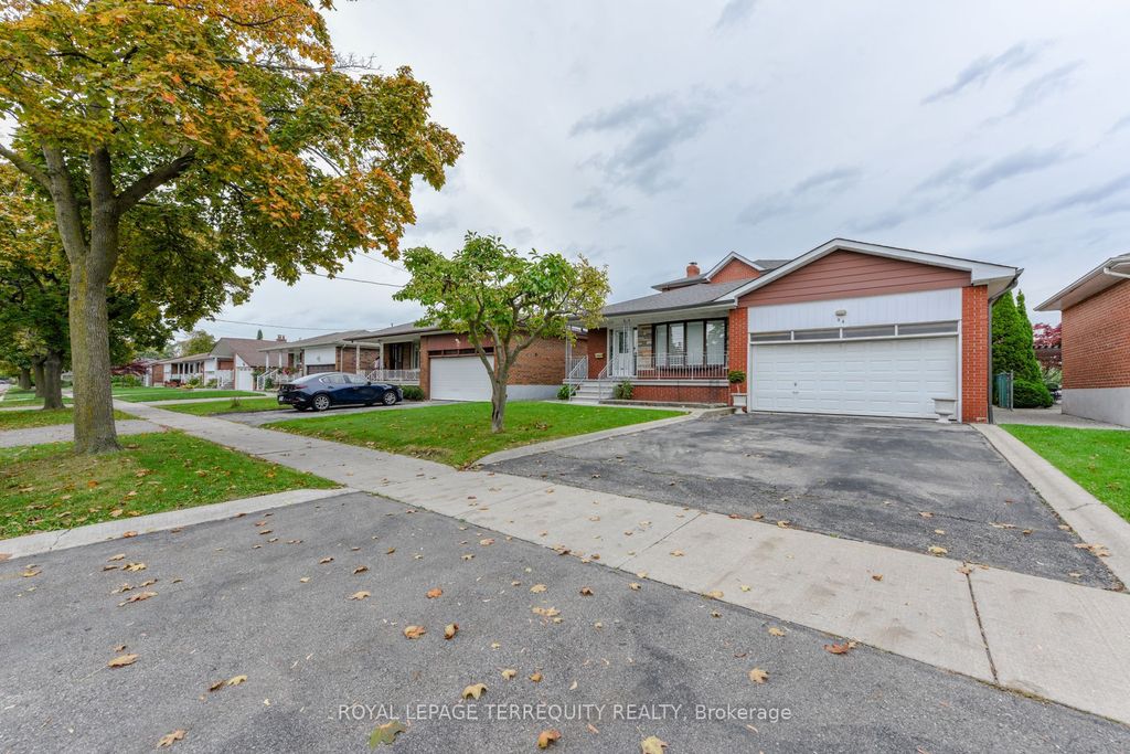 Photo of 94 Melbert Road, Toronto, ON M9C 3R1 (MLS # W12476147)