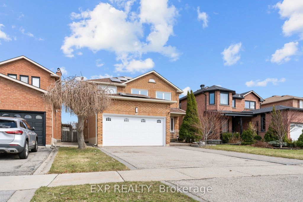 Photo of 27 Via Nova Drive, Vaughan, ON L4L 7P9 (MLS # N12994250)