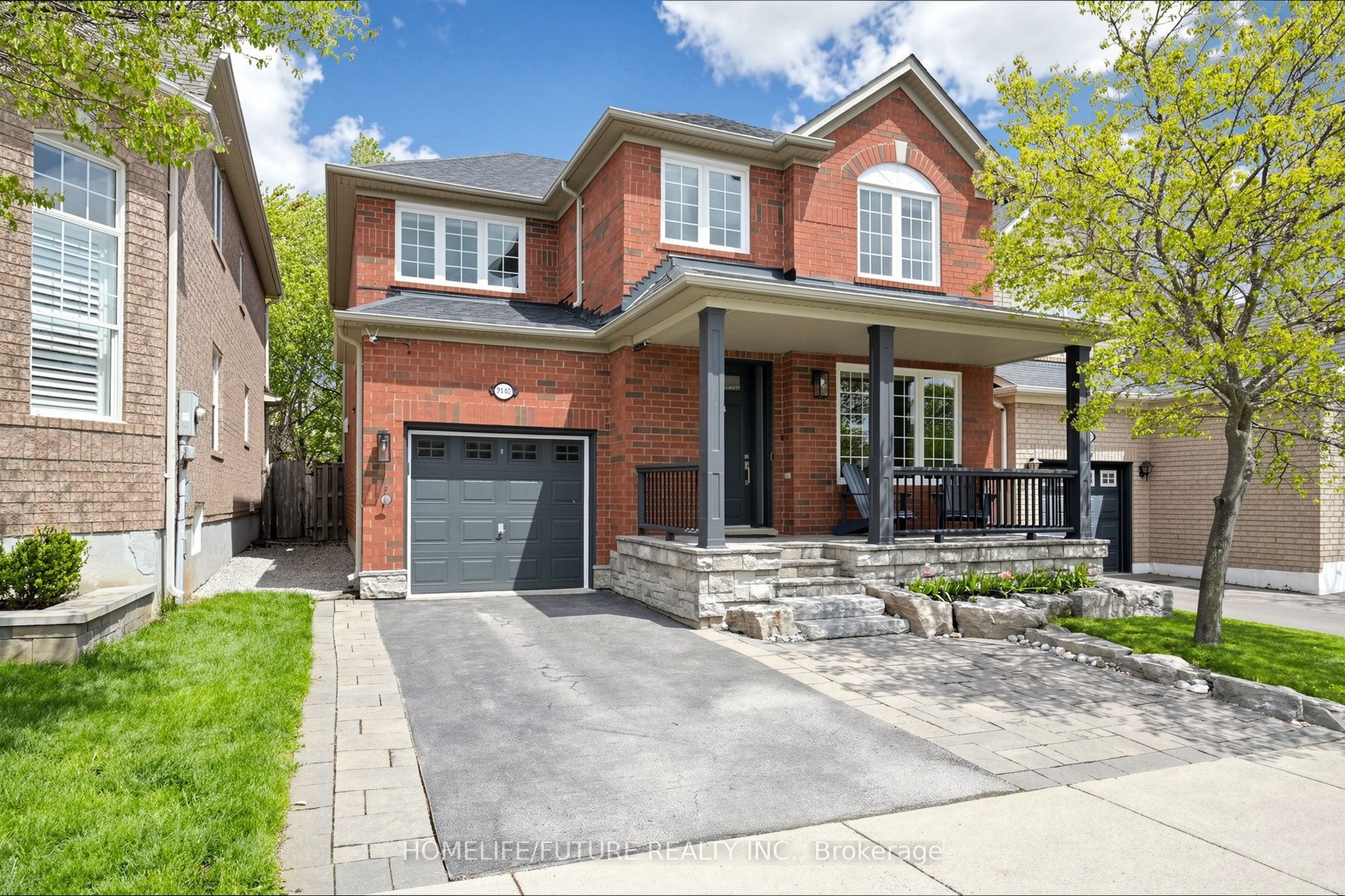2440 Hollybrook Drive