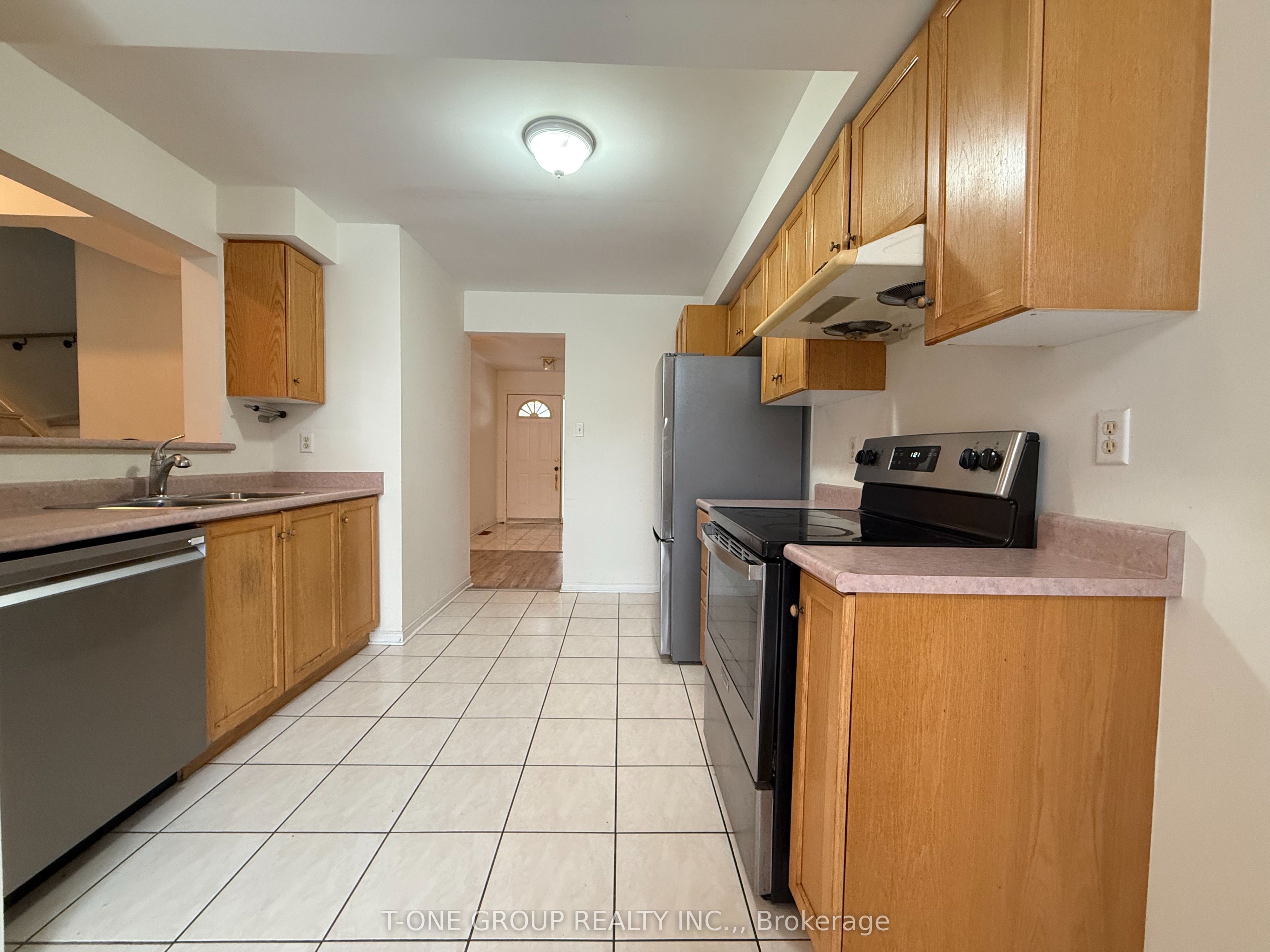 90 Bridlepath Street