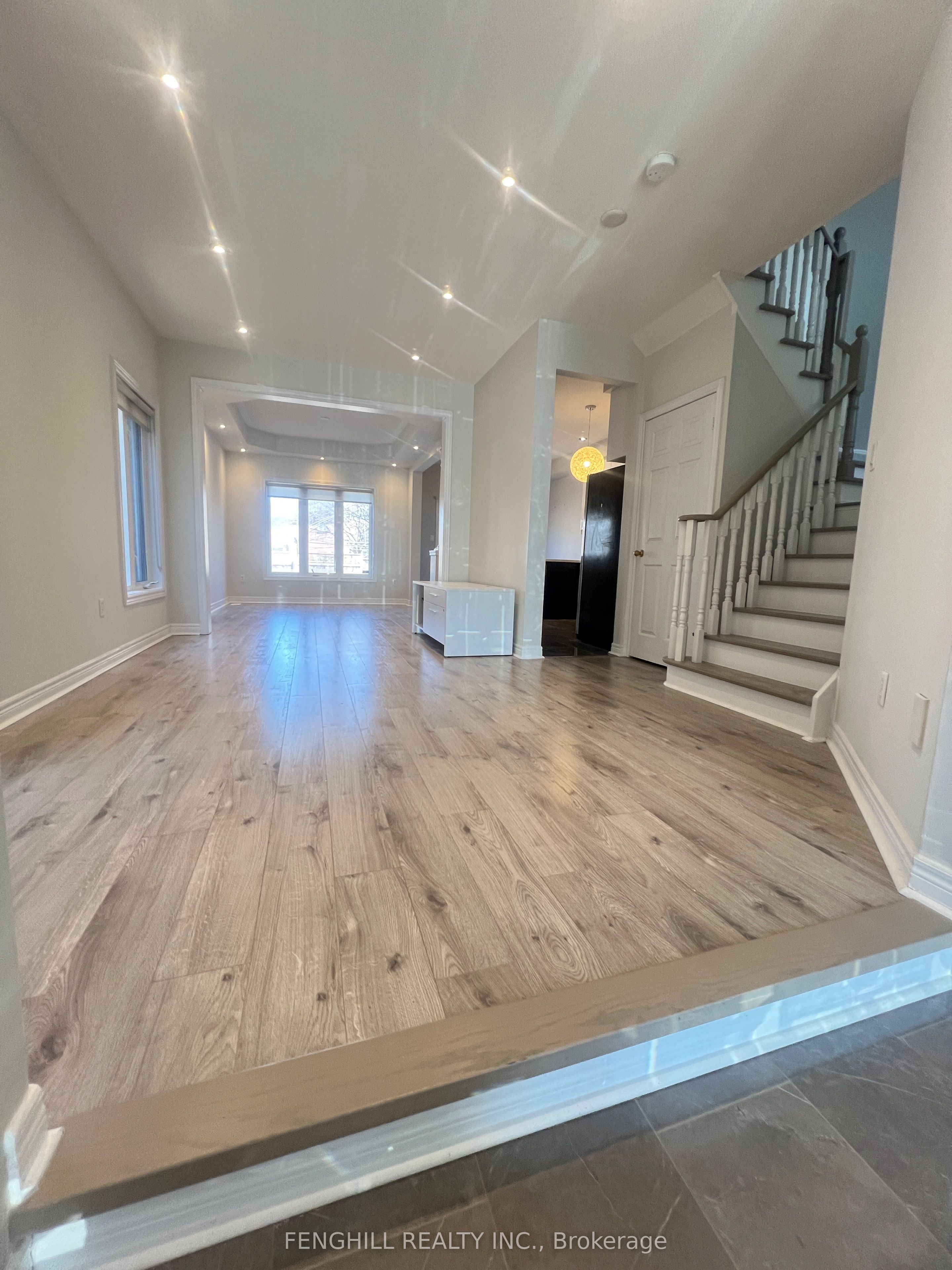 78 Autumn Hill Boulevard