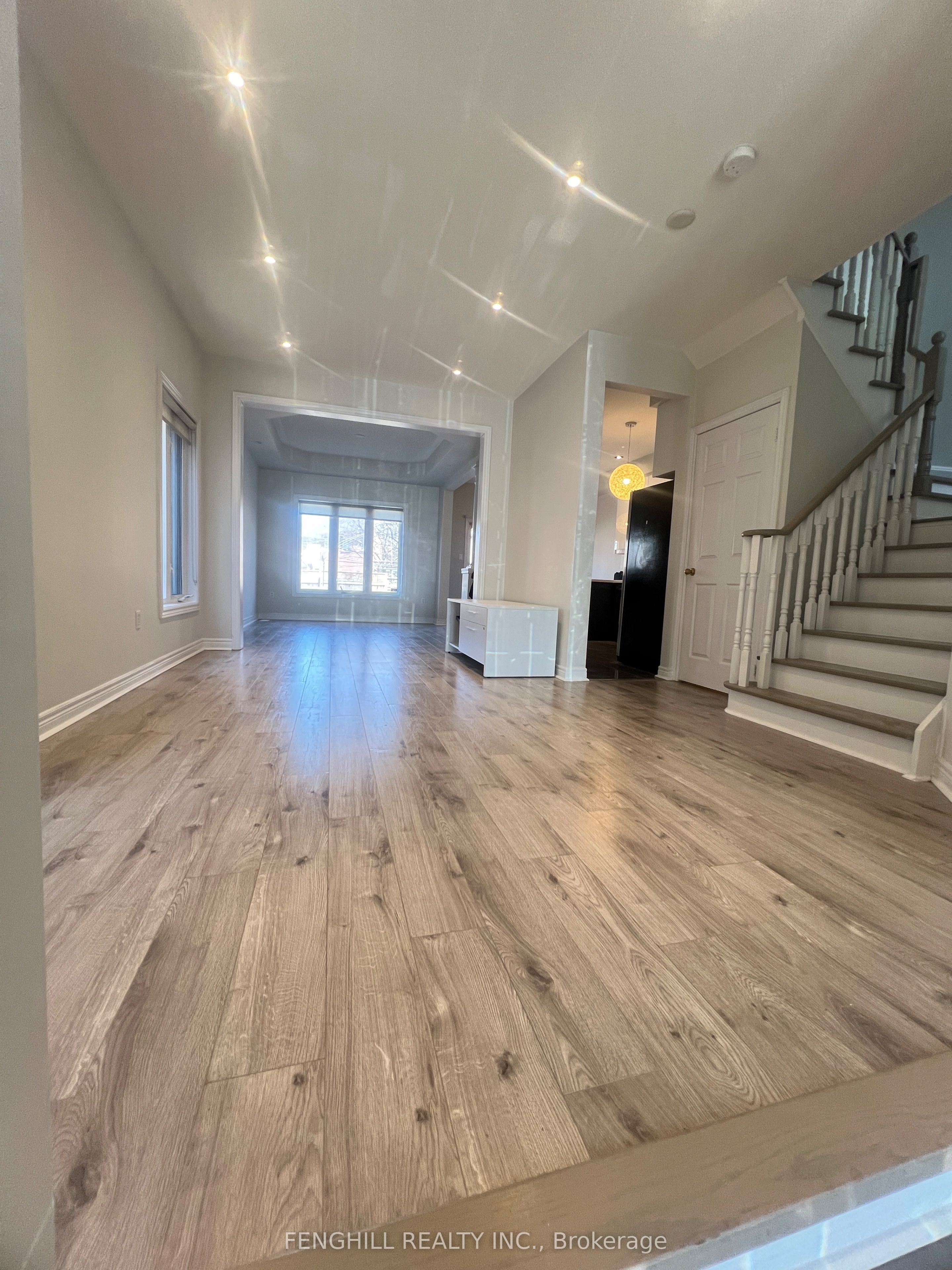 78 Autumn Hill Boulevard